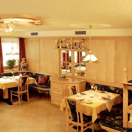 Garni Appartement Alpenresidence Steinhaus Zimmer foto